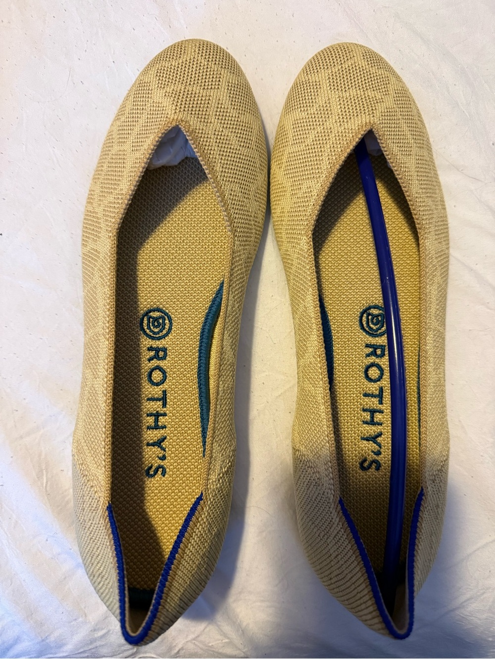 Rothy's beige Knit Pointed-Toe Ballet Flats with Blue Trim